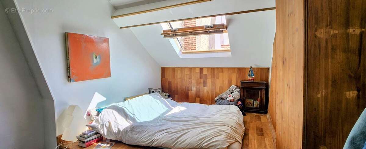Appartement à PARIS-19E