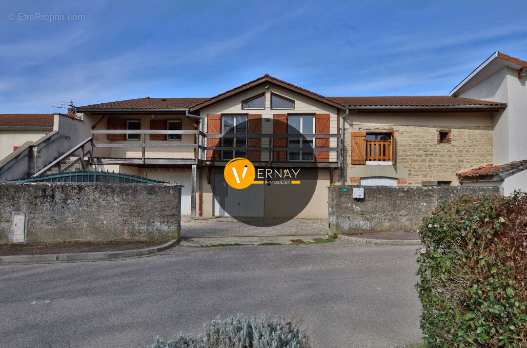 Maison à OYTIER-SAINT-OBLAS