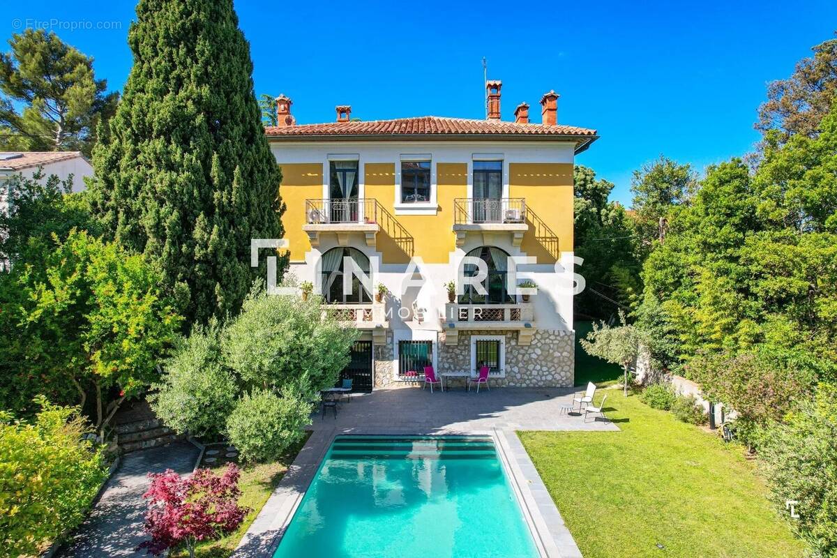Maison à MARSEILLE-8E