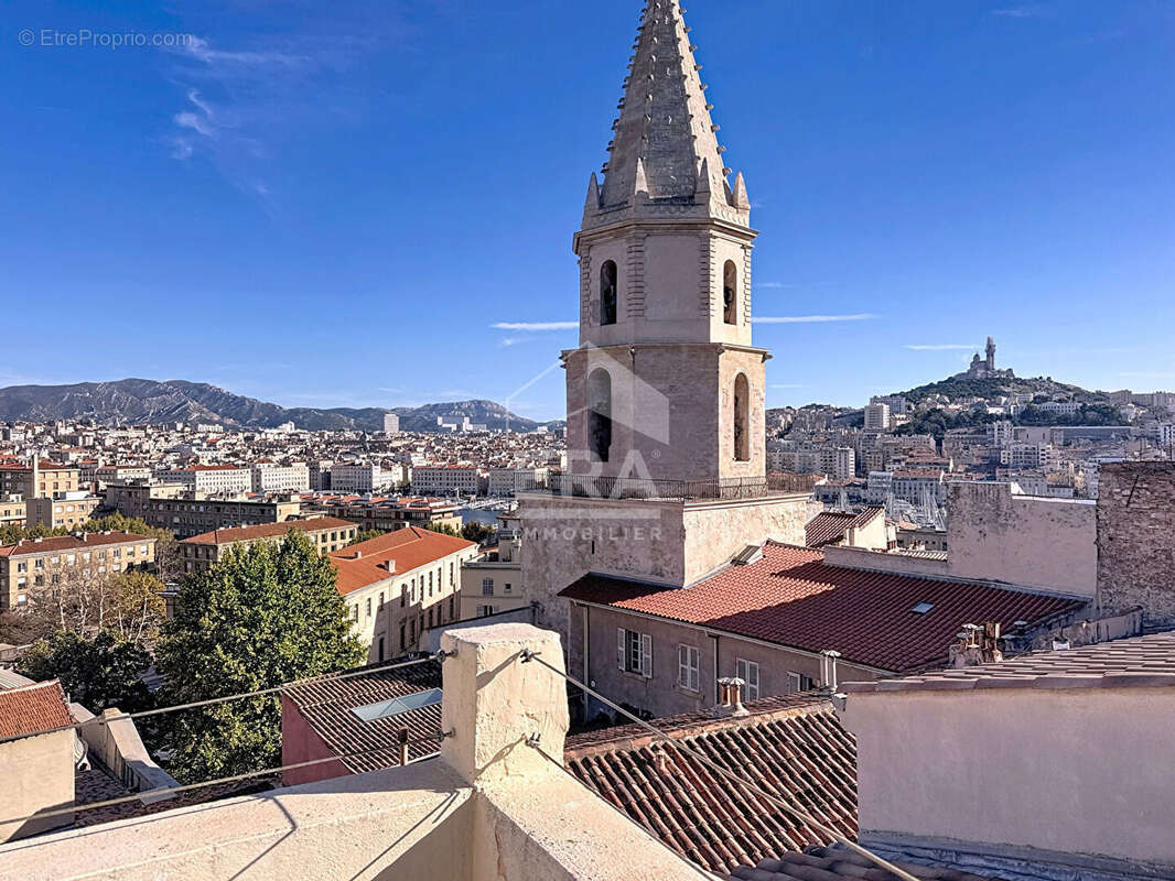 Appartement à MARSEILLE-2E