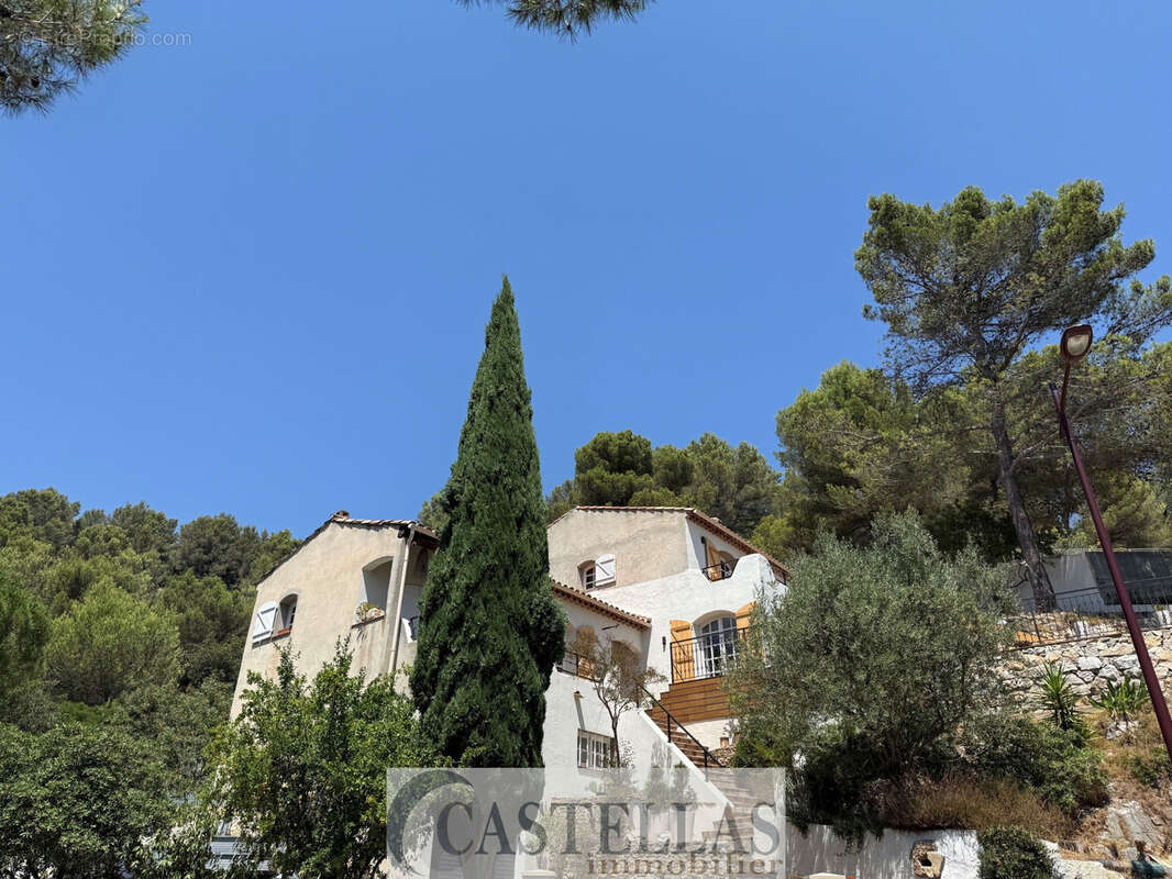 Carnoux en provence - villa type 4 quartier des barles - photo 8