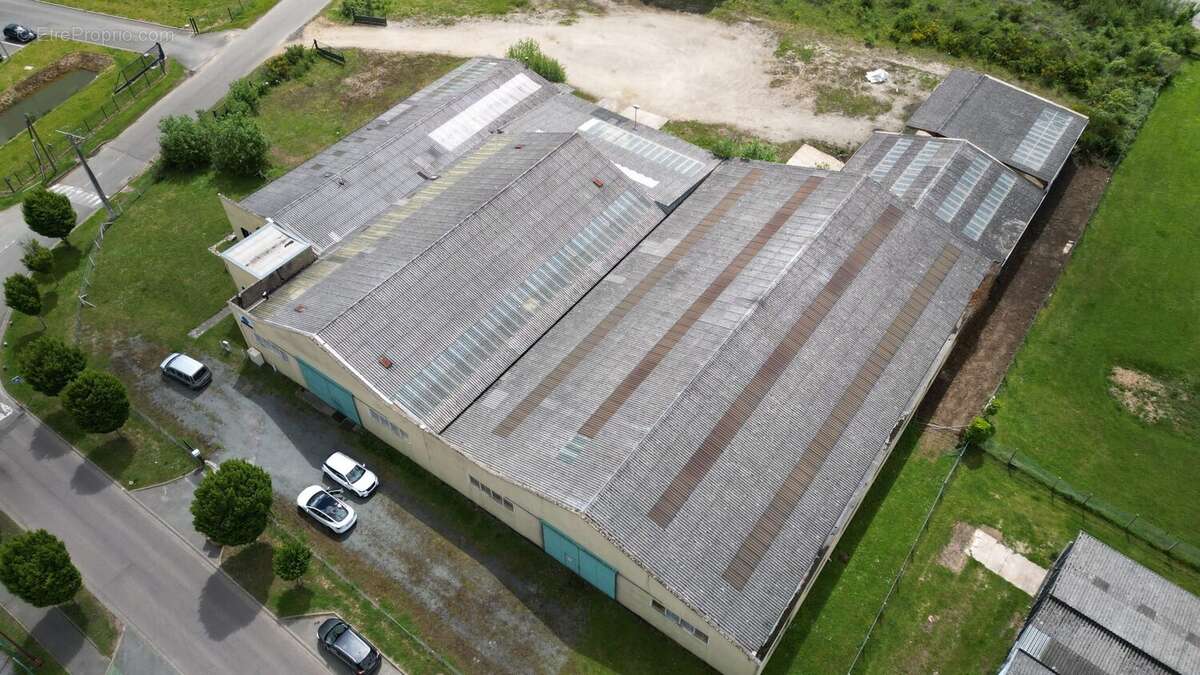Commerce à SAINT-LUBIN-DES-JONCHERETS