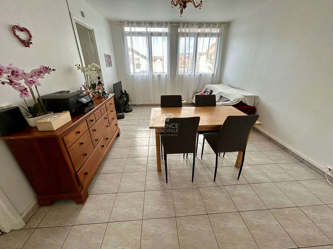 Appartement à POISSY