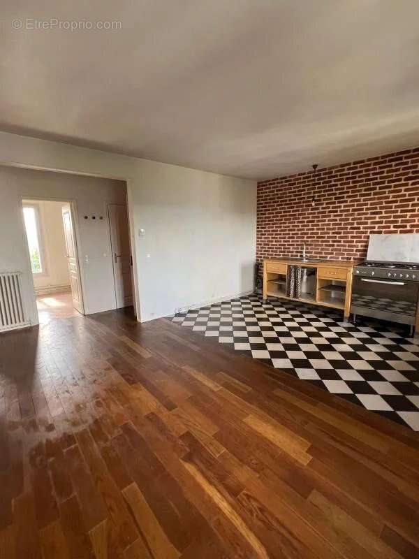Appartement à CHELLES