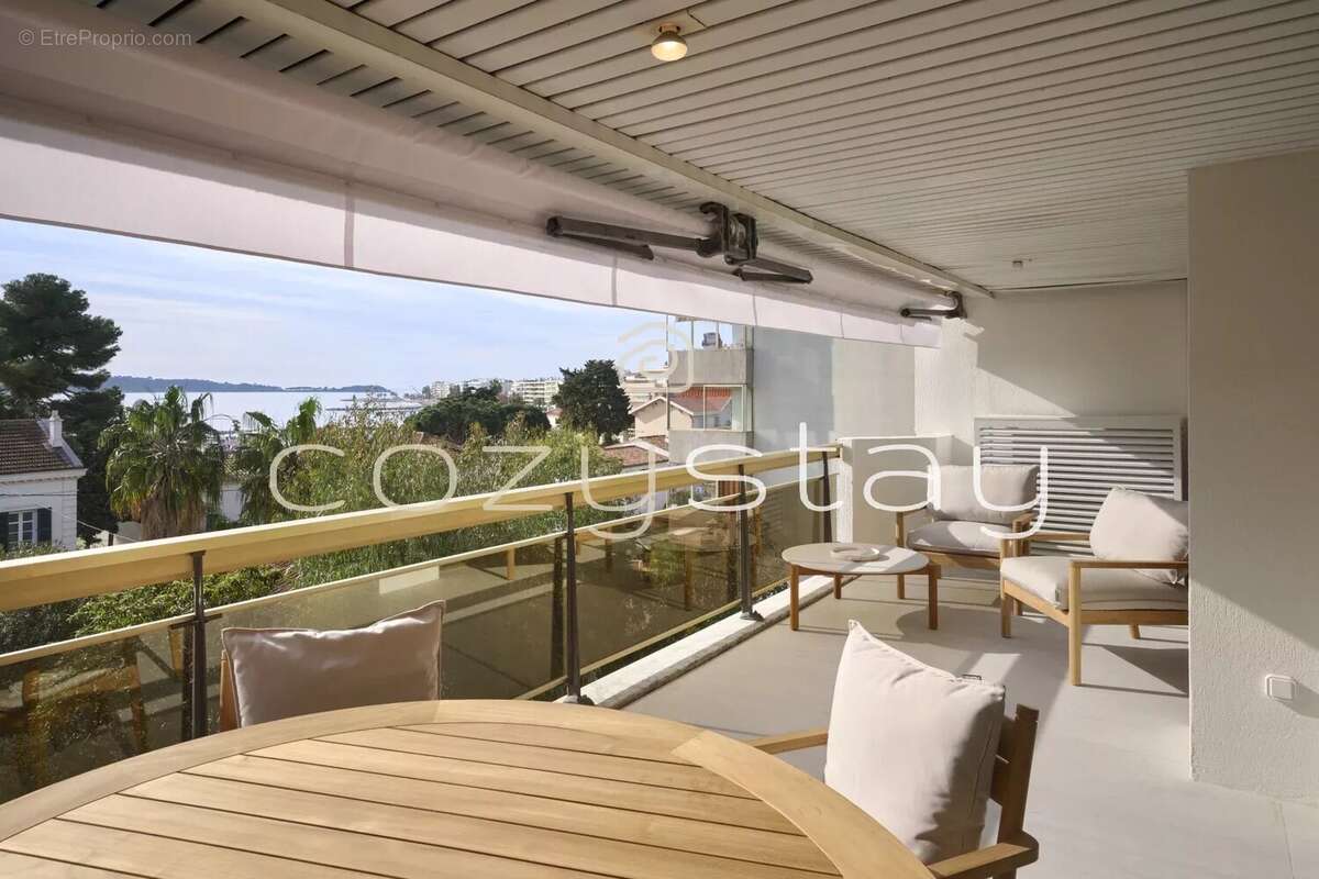 Appartement à CANNES