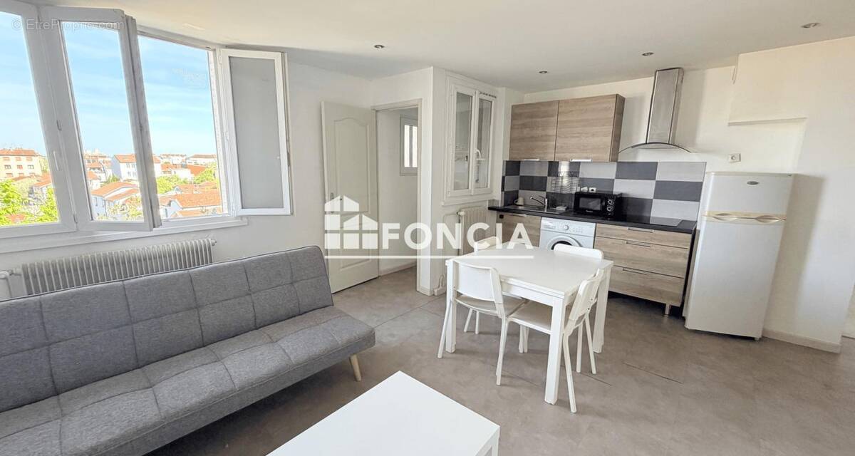 Appartement à VILLEURBANNE