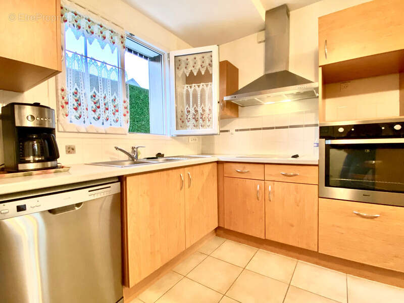 Maison à EQUEMAUVILLE