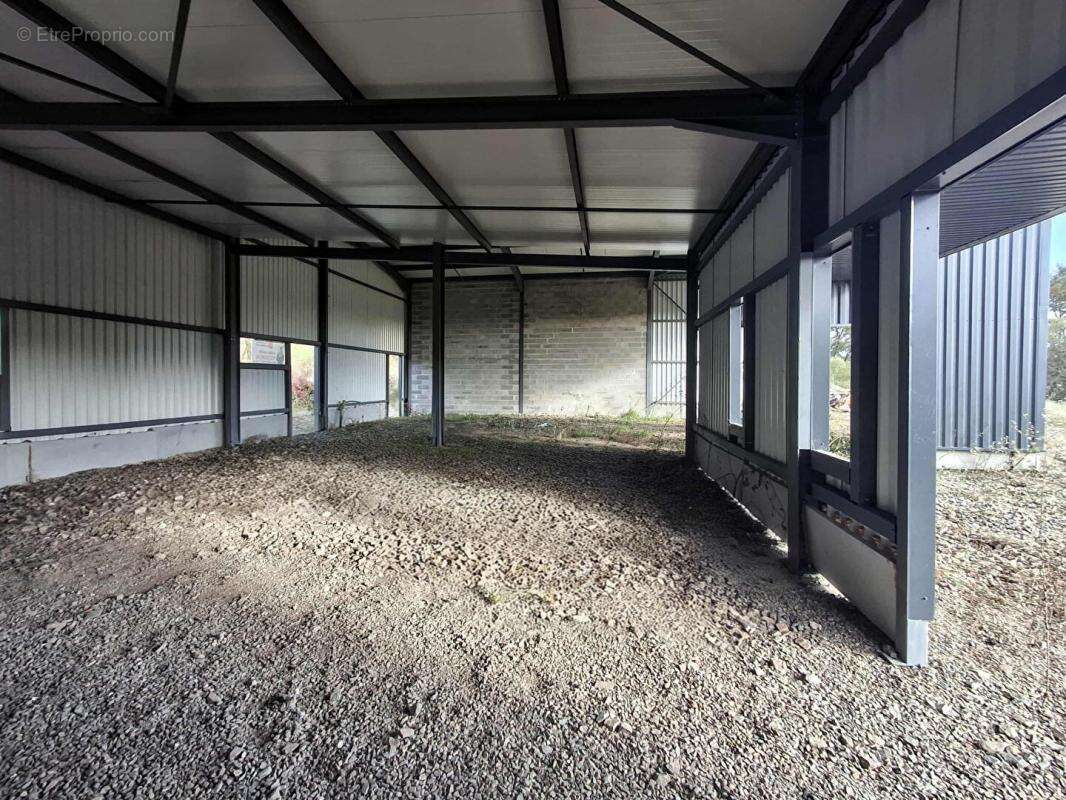 Terrain à LARUSCADE