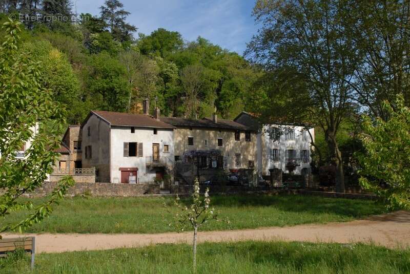 Maison à CURIS-AU-MONT-D'OR