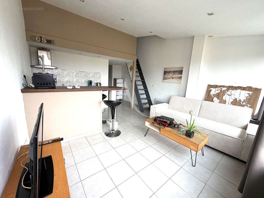 Appartement à VILLENEUVE-LOUBET