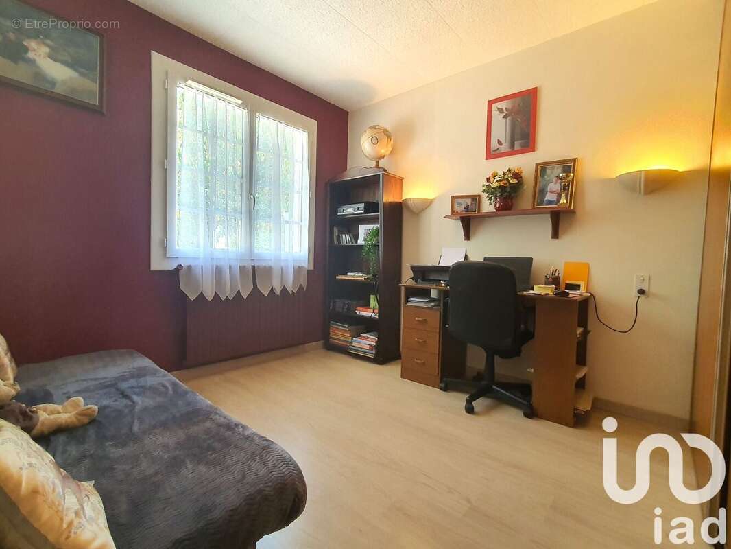 Photo 6