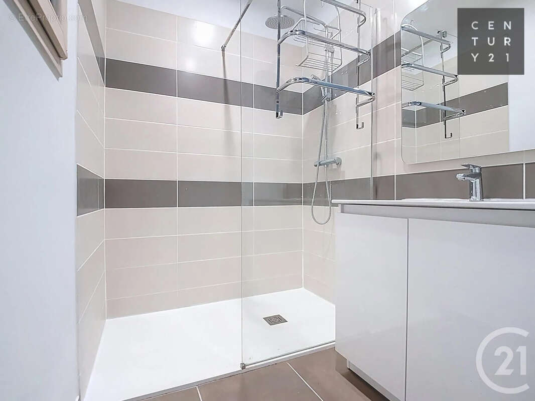 Maison à SAINT-PARRES-AUX-TERTRES