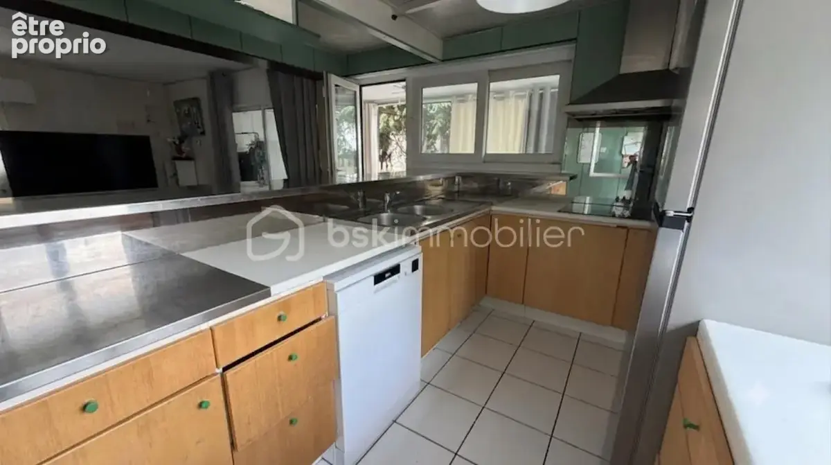 BOURG LES VALENCE - Maison plain pied 4 chambres - photo 4