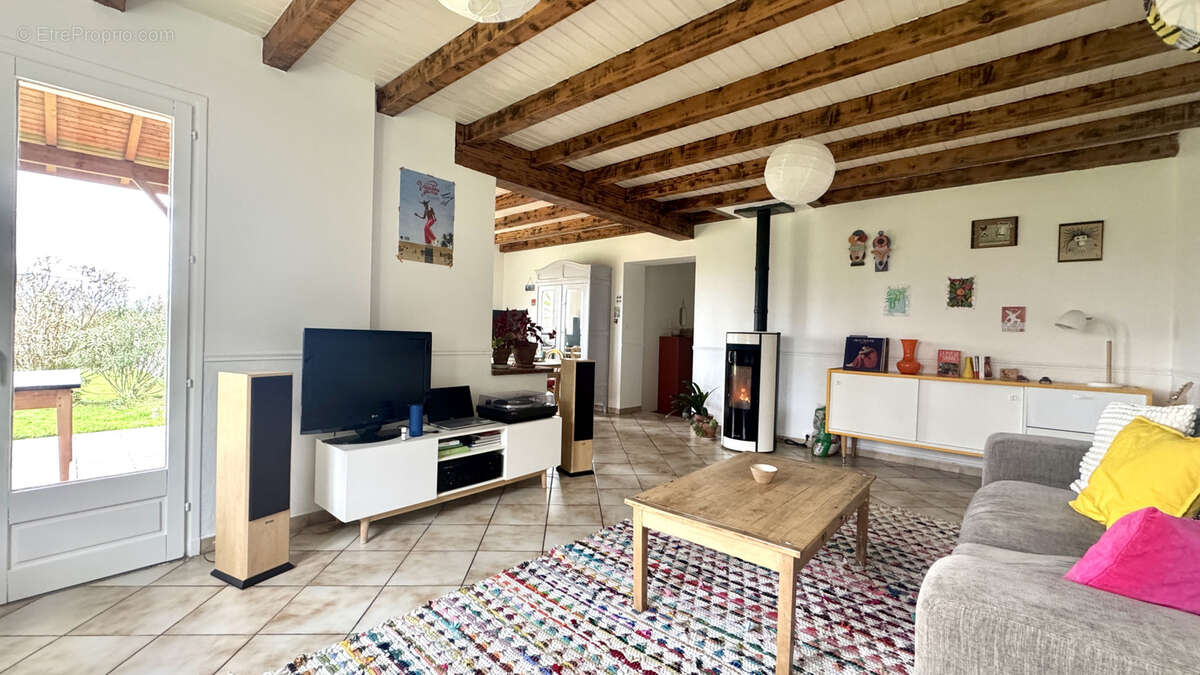 Maison à SAINT-BARTHELEMY-D'AGENAIS
