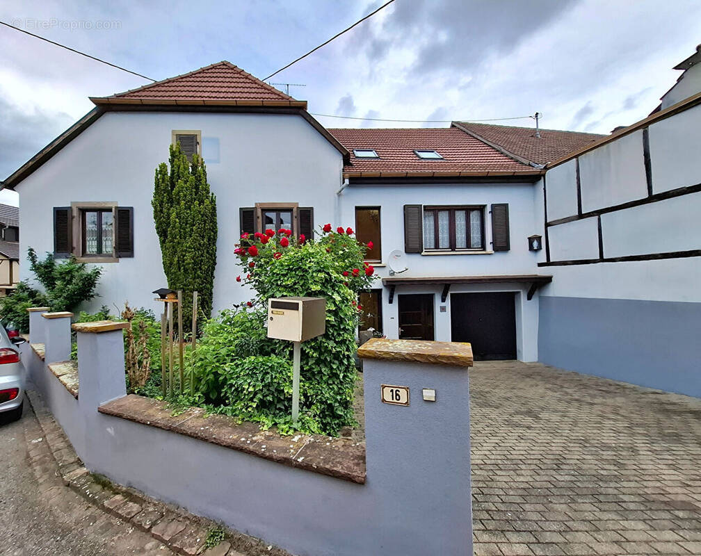 Maison à PFAFFENHEIM