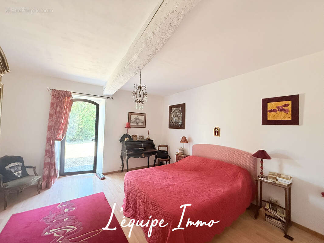 Maison à MAUVEZIN