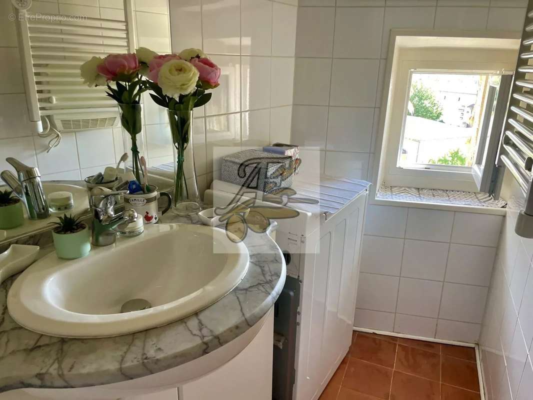 Appartement à SEILLANS