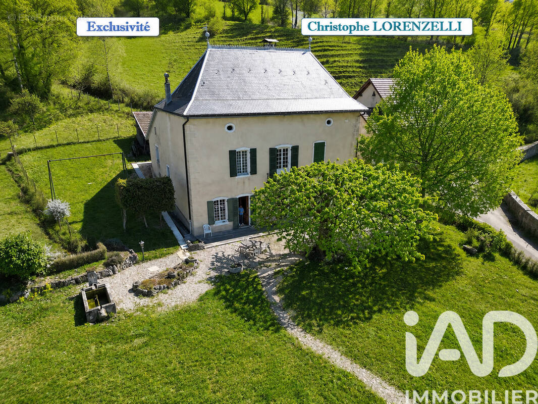 Photo 1 - Maison à CHAMPAGNE-EN-VALROMEY