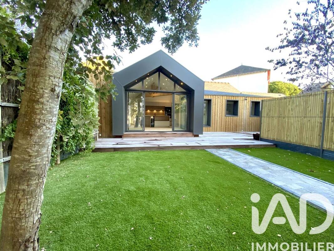 Photo 1 - Maison à LE POULIGUEN