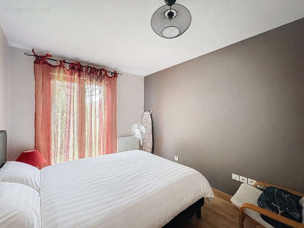 Appartement à MAISONS-ALFORT