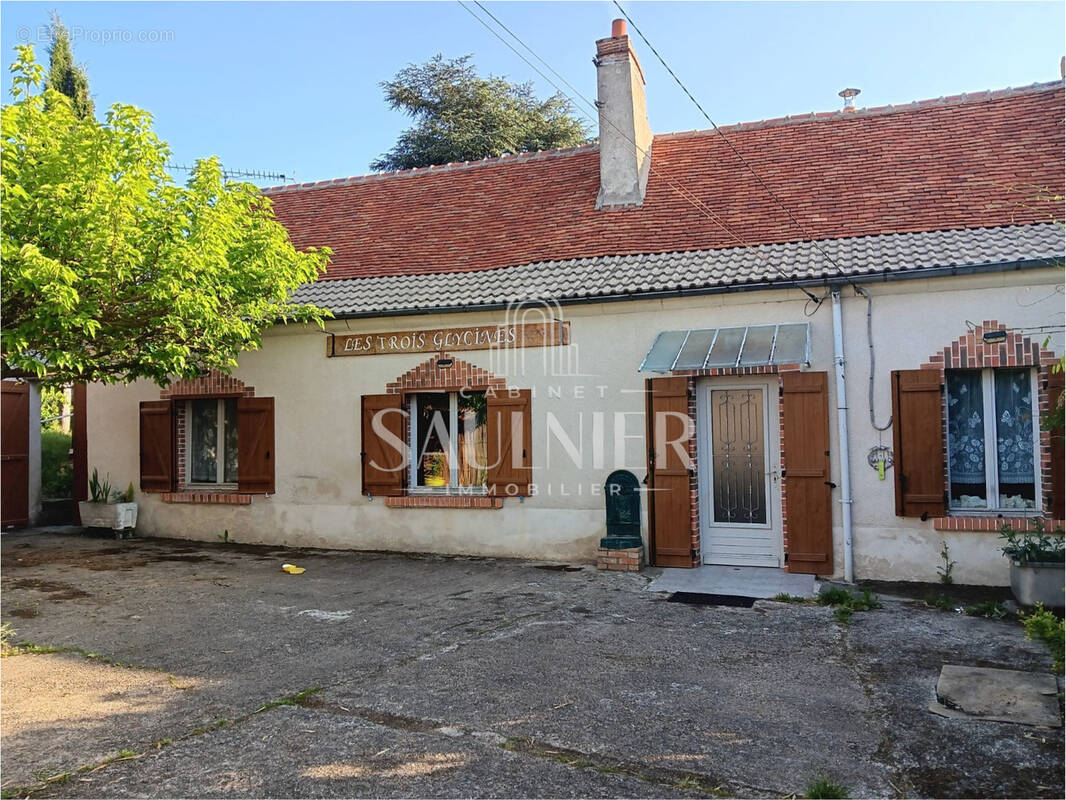 Maison à CHISSAY-EN-TOURAINE