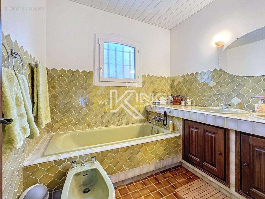 Villa de charme sur 1800 m2 de terrain - photo 9