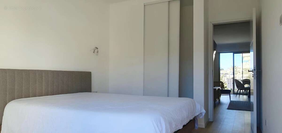 Appartement à LE CANNET