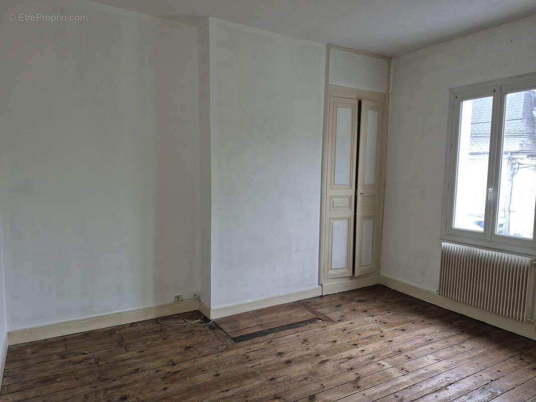 Maison à CHATELLERAULT