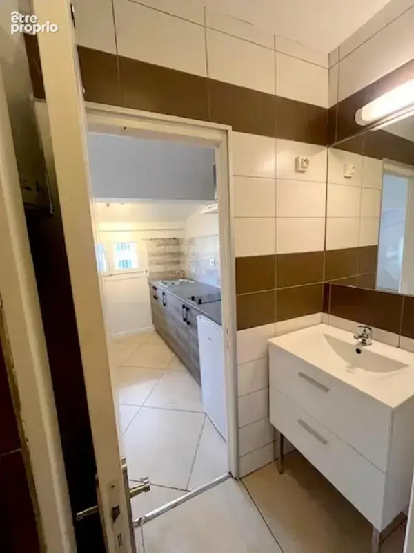 Studio rénové, lumineux et au calme ? Idéal premier achat ou investissement - photo 13