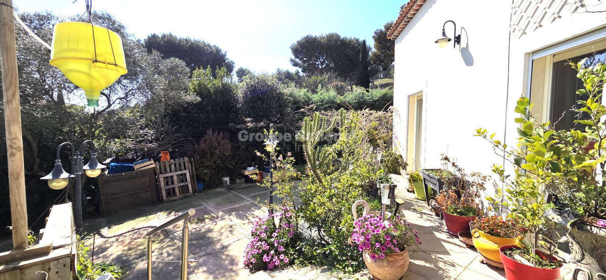 Maison à ENSUES-LA-REDONNE