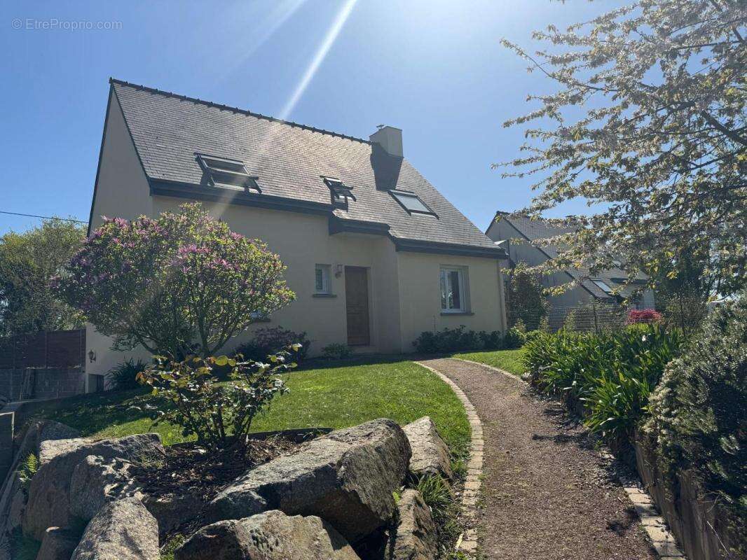 Maison à DINAN