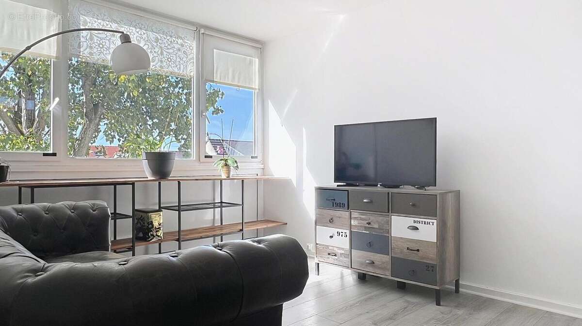 Appartement 55 m² à Saint-Maur-Des-Fosses  - photo 2