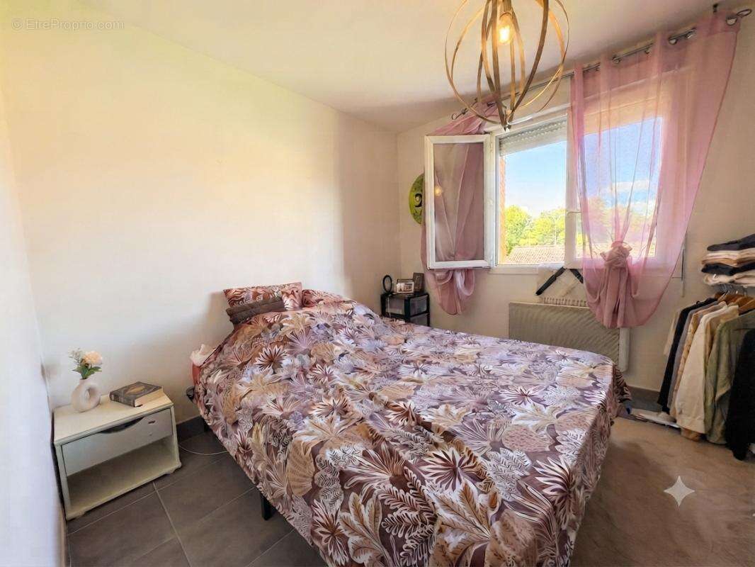 Appartement 4 pièces avec stationnement - photo 4