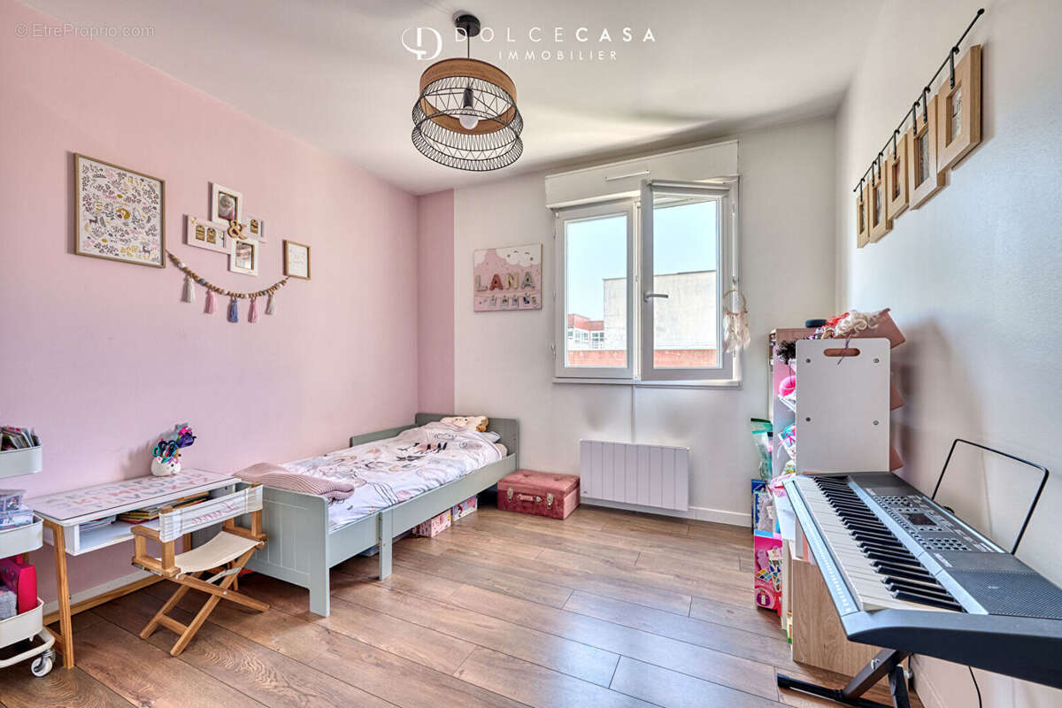 Appartement à LE PERREUX-SUR-MARNE