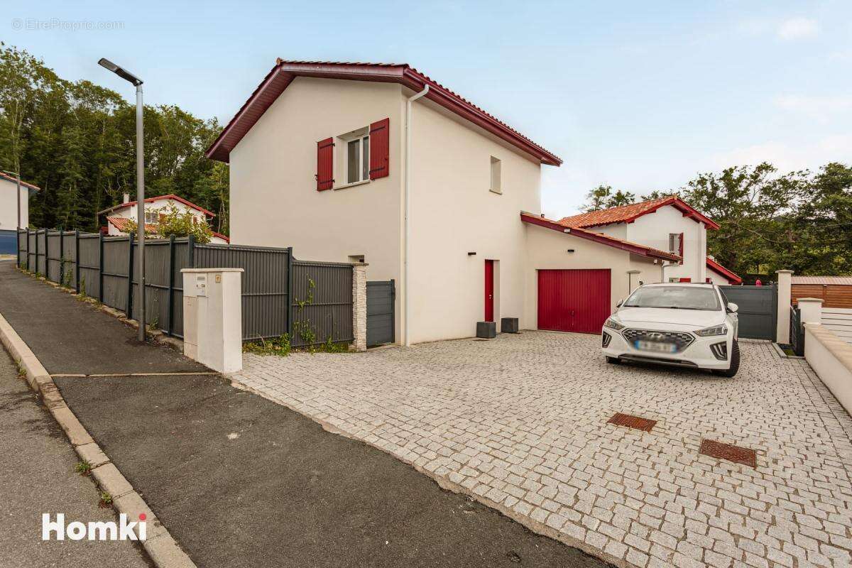 Maison à VILLEFRANQUE