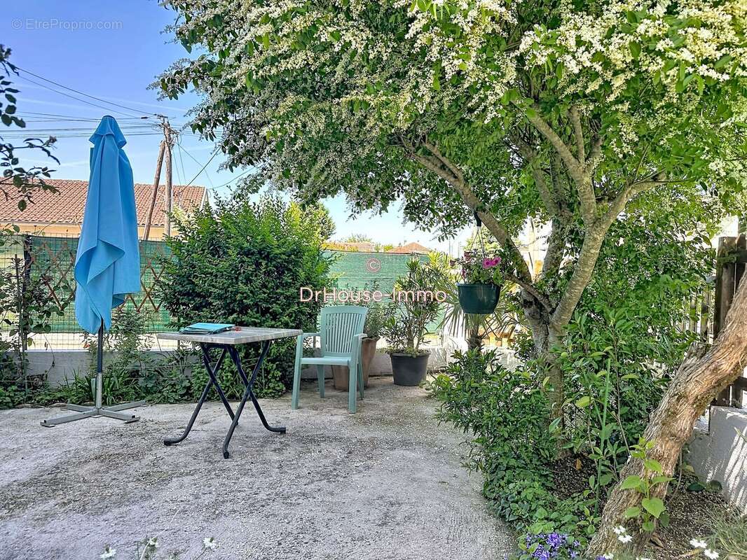 Maison à COULOUNIEIX-CHAMIERS