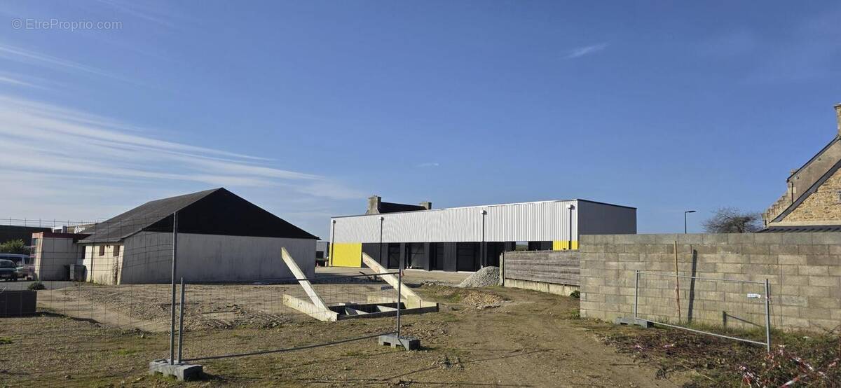 Photo 1 - Commerce à SAINT-POL-DE-LEON