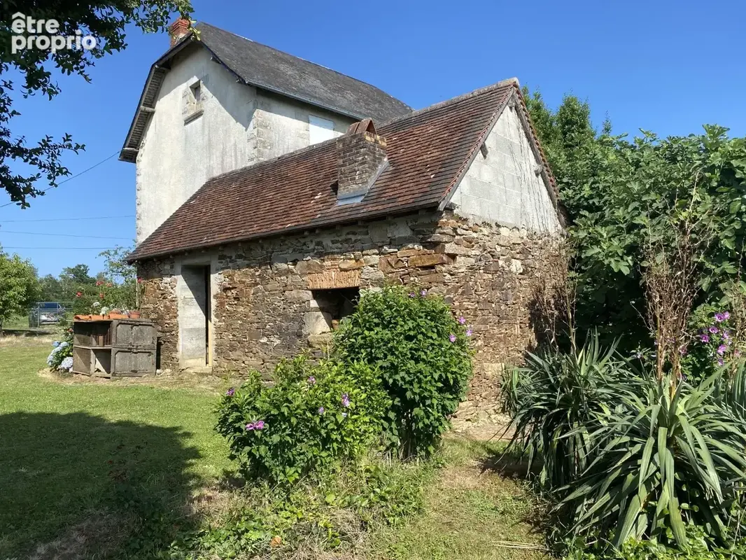 Propriete a renover avec terrain - photo 6