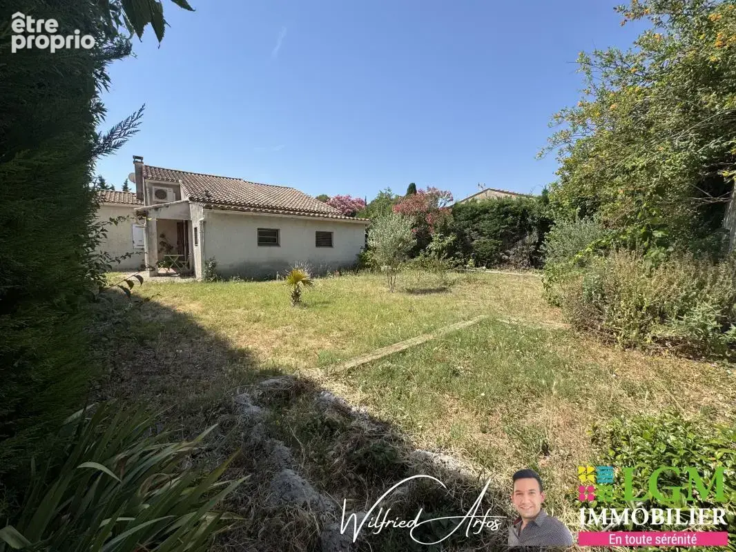 Maison à GALLARGUES-LE-MONTUEUX