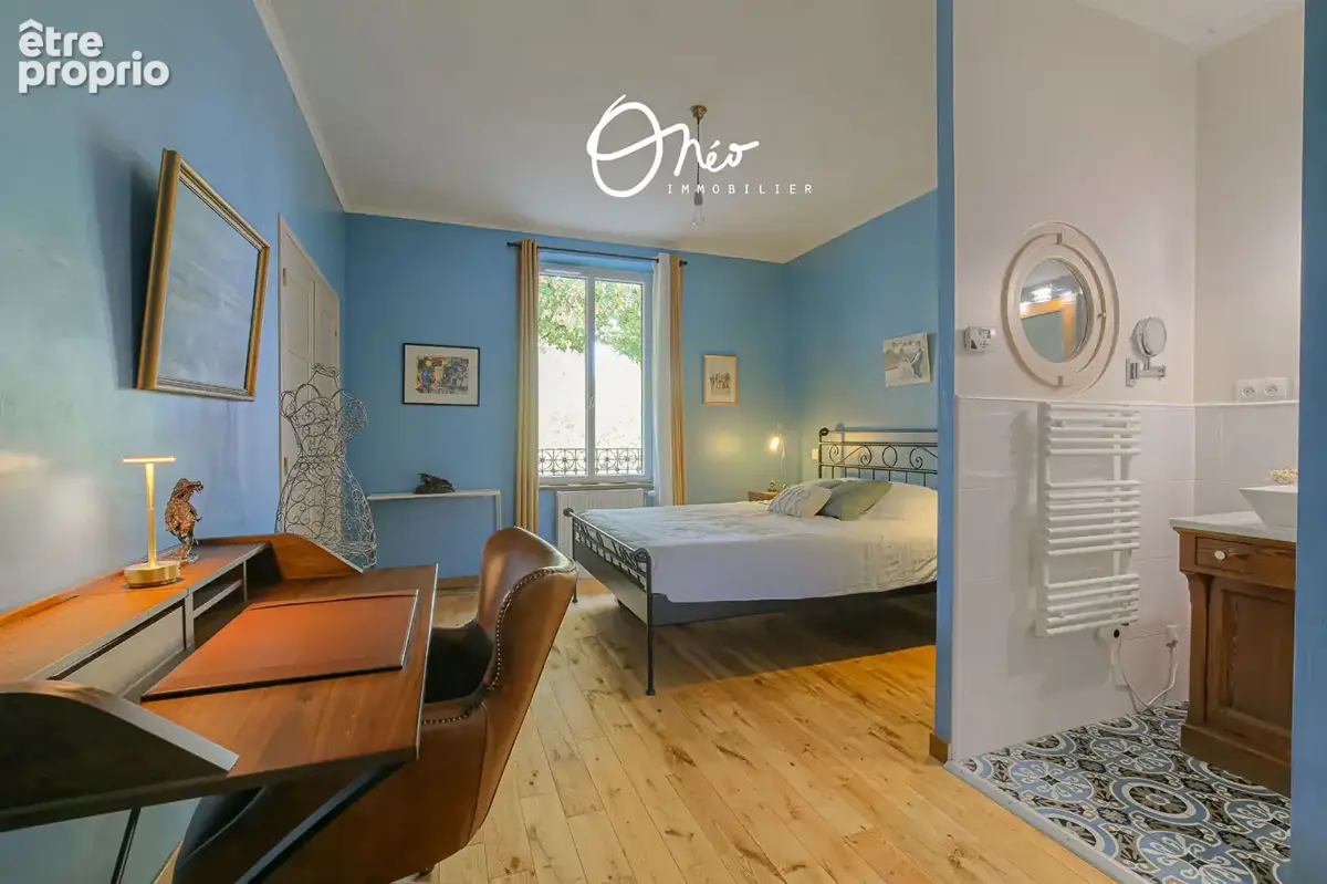 Mions - Coeur village / Château - Maison de charme 4 pièces avec piscine et garage - photo 14