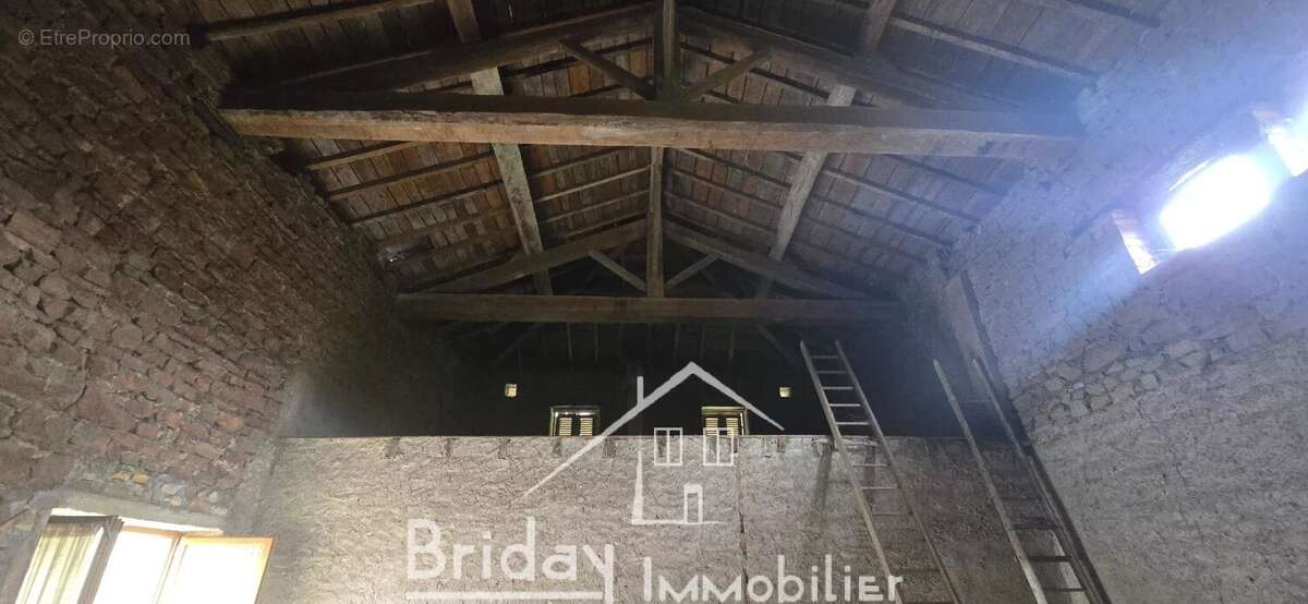 Maison à LE BOIS-D&#039;OINGT