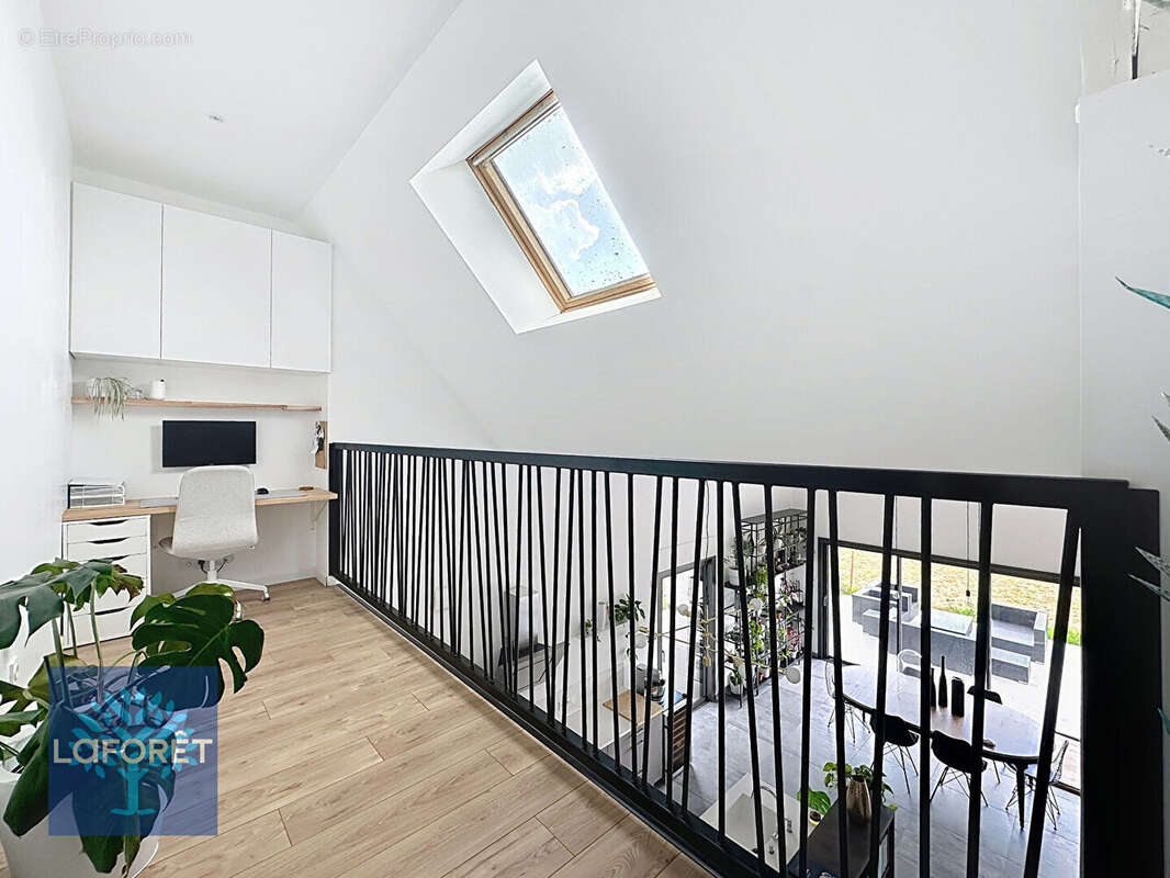 Maison à LA BAZOUGE-DU-DESERT