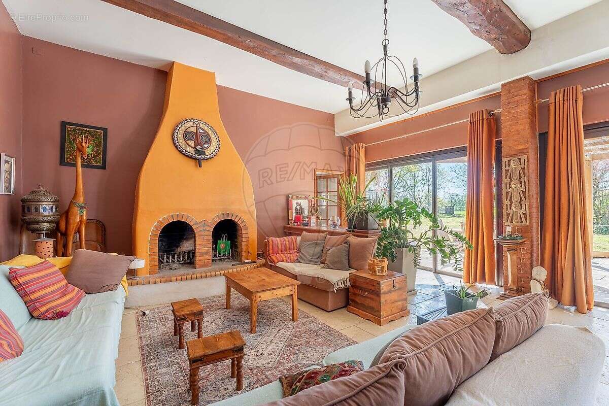 Maison à CHALEINS