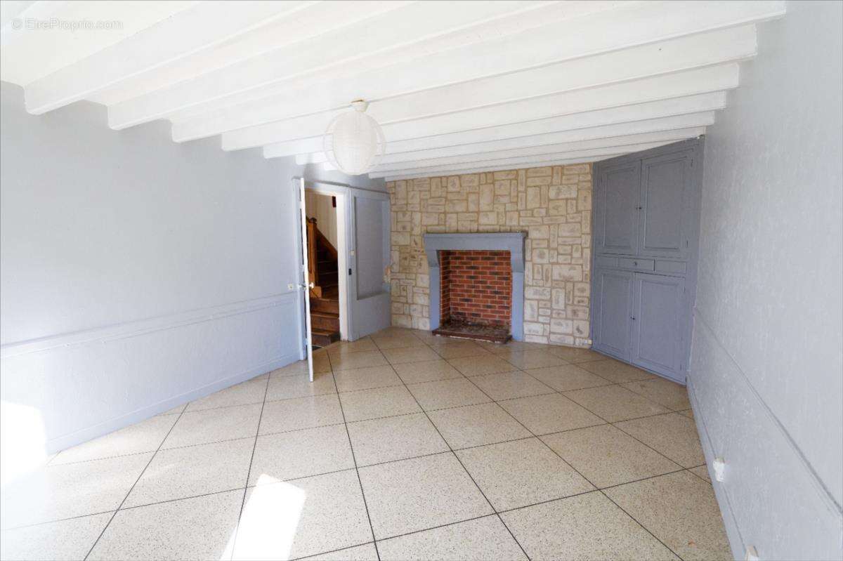 Appartement à LATILLE