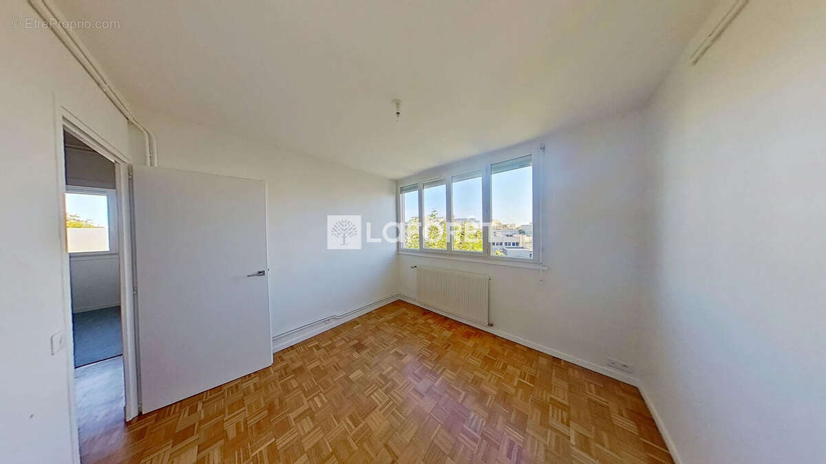 Appartement à LYON-8E