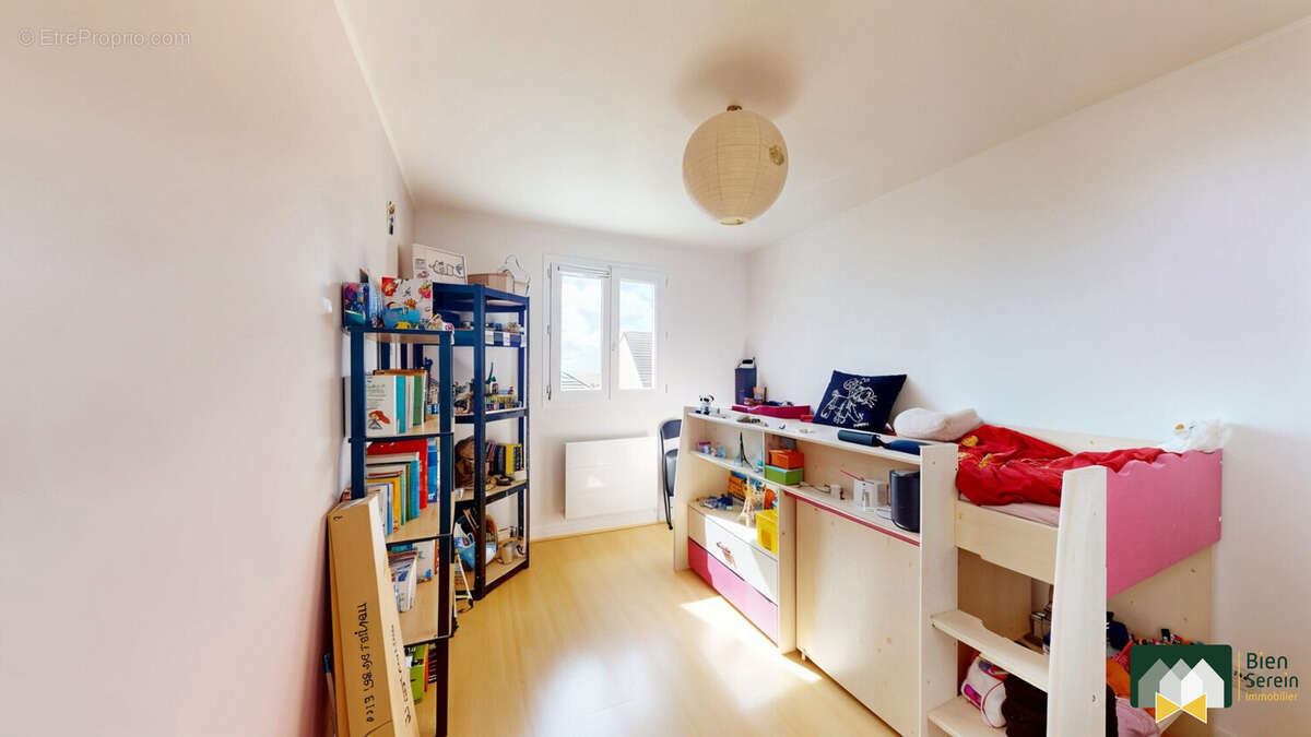 Maison à BERCHERES-SAINT-GERMAIN