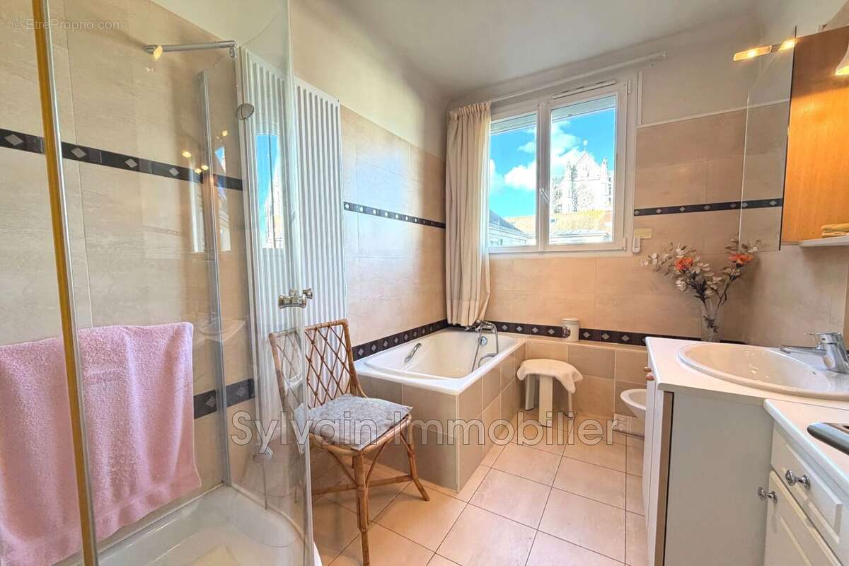 Appartement 142 m² à Beauvais  - photo 9