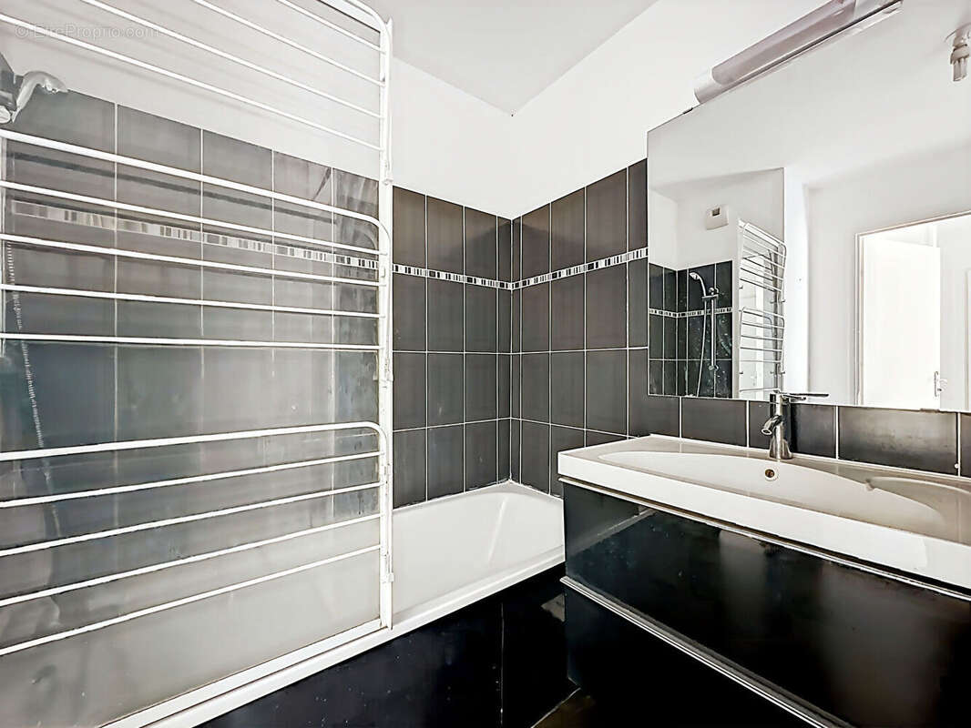 Appartement à MARSEILLE-14E