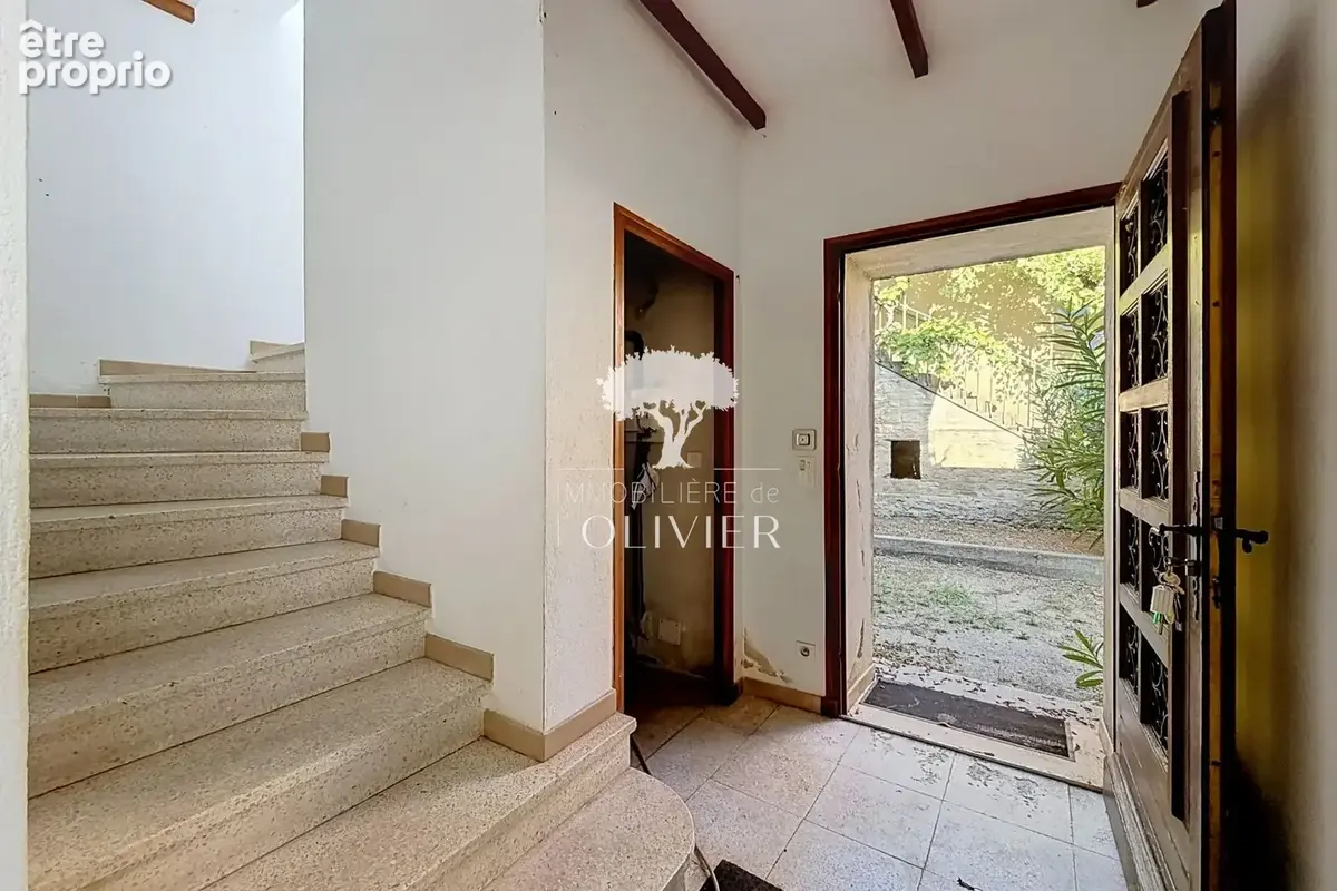 Maison 4 pièces 300 m² à vendre à Apt (84400) - photo 3