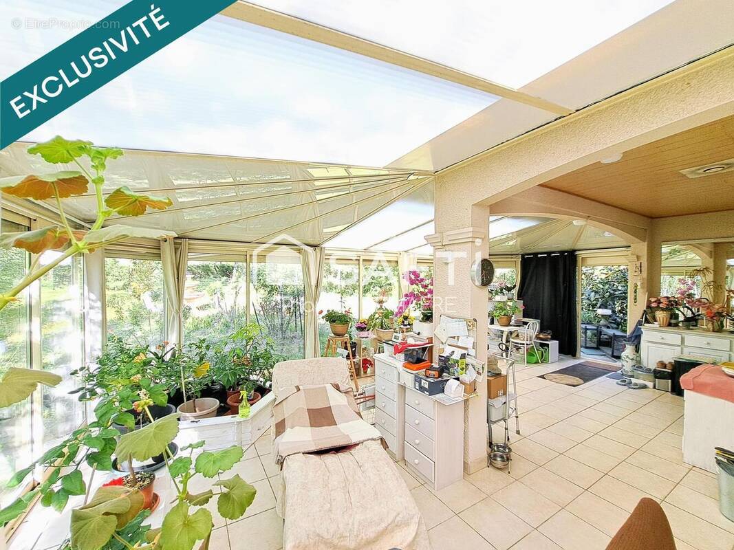 Photo 1 - Maison à MONTENDRE